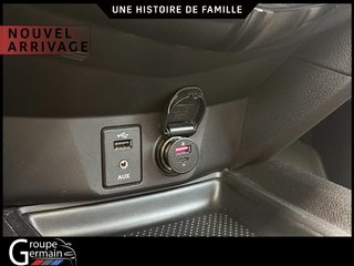 2015 Nissan Rogue in Donnacona, Quebec - 23 - w320h240px