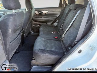 2015 Nissan Rogue in Donnacona, Quebec - 19 - w320h240px