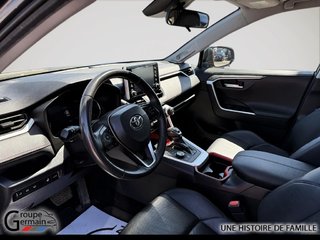 2020 Toyota RAV4 in Donnacona, Quebec - 13 - w320h240px