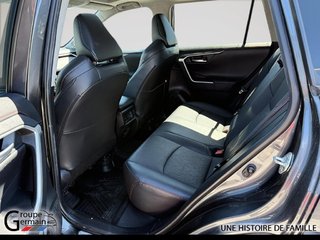 2020 Toyota RAV4 in Donnacona, Quebec - 20 - w320h240px