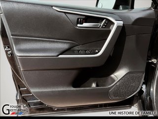 2024 Toyota RAV4 in Donnacona, Quebec - 16 - w320h240px