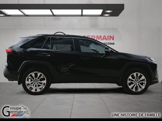 2024 Toyota RAV4 in Donnacona, Quebec - 5 - w320h240px