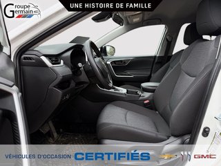 2025 Toyota RAV4 à St-Raymond, Québec - 14 - w320h240px