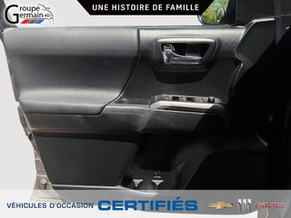 2017 Toyota TACOMA in St-Raymond, Quebec - 18 - w320h240px