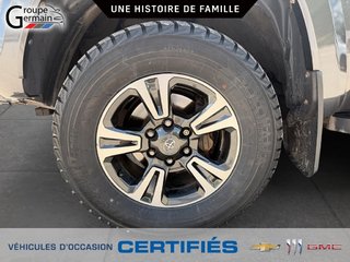 2017 Toyota TACOMA in St-Raymond, Quebec - 12 - w320h240px
