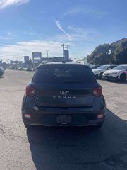 2022 Hyundai Venue Essential, CVT à traction avant in Rivière-du-loup, Quebec - 4 - w320h240px