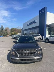 2022 Hyundai Venue Essential, CVT à traction avant in Rivière-du-loup, Quebec - 2 - w320h240px