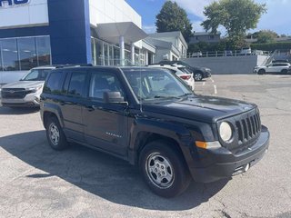 Jeep Patriot VENDU TEL QUEL 2014 à Rivière-du-loup, Québec - 2 - w320h240px