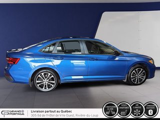 Volkswagen Jetta Comfortline groupe Sport, boîte automatique à traction avant 2022 à Rivière-du-loup, Québec - 4 - w320h240px