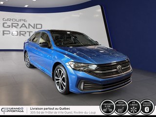 Volkswagen Jetta Comfortline groupe Sport, boîte automatique à traction avant 2022 à Rivière-du-loup, Québec - 3 - w320h240px