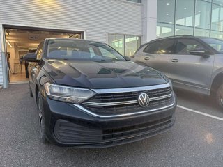 2022 Volkswagen Jetta Trendline, boîte automatique à traction avant in Rivière-du-loup, Quebec - 2 - w320h240px