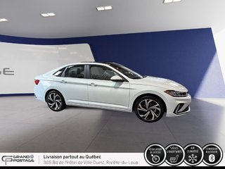 Volkswagen Jetta Highline, boîte automatique, traction avant 2025 à Rivière-du-loup, Québec - 4 - w320h240px
