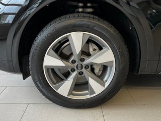 2023 Audi Q5 45 KOMFORT in Boucherville, Quebec - 5 - w320h240px