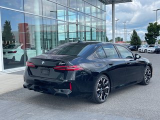 BMW 530I XDrive Sedan 2026 à Terrebonne, Québec - 4 - w320h240px