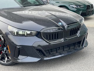 2025 BMW 550e XDrive in Terrebonne, Quebec - 6 - w320h240px