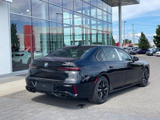 2025 BMW 760i XDrive Sedan in Terrebonne, Quebec - 4 - w320h240px
