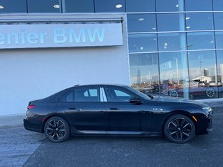 BMW I7 M70 xDrive Sedan 2025 à Terrebonne, Québec - 3 - w320h240px