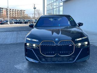 BMW I7 M70 xDrive Sedan 2025 à Terrebonne, Québec - 2 - w320h240px