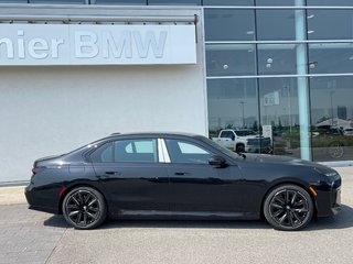 2025 BMW I7 XDrive60 Sedan in Terrebonne, Quebec - 3 - w320h240px