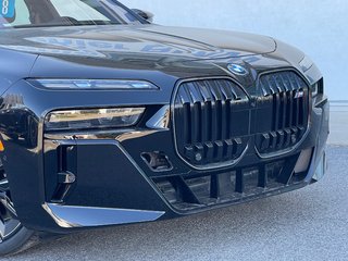 2026 BMW I7 M70 xDrive Sedan in Terrebonne, Quebec - 6 - w320h240px