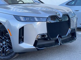 BMW IX XDrive60 2026 à Terrebonne, Québec - 5 - w320h240px