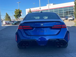 BMW M5 Sedan 2026 à Terrebonne, Québec - 5 - w320h240px