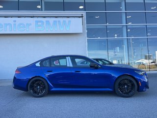 BMW M5 Sedan 2026 à Terrebonne, Québec - 3 - w320h240px