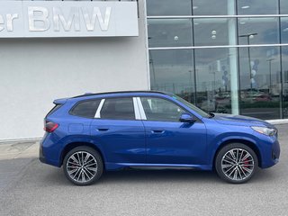 BMW X1 XDrive28i, Groupe M Sport Pro 2024 à Terrebonne, Québec - 3 - w320h240px