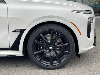 2026 BMW X7 M60i xDrive in Terrebonne, Quebec - 6 - w320h240px