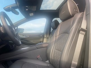 2024 Buick Enclave Avenir in Terrebonne, Quebec - 6 - w320h240px