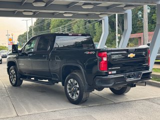 Chevrolet Silverado 2500HD Custom Crew Diesel 2024 à Terrebonne, Québec - 4 - w320h240px