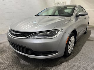 2016 Chrysler 200 LX Air Climatisé Groupe Électrique in Terrebonne, Quebec - 3 - w320h240px