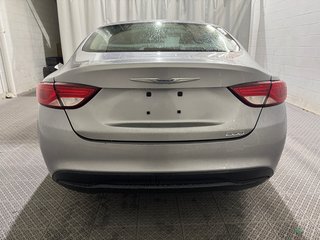 2016 Chrysler 200 LX Air Climatisé Groupe Électrique in Terrebonne, Quebec - 6 - w320h240px