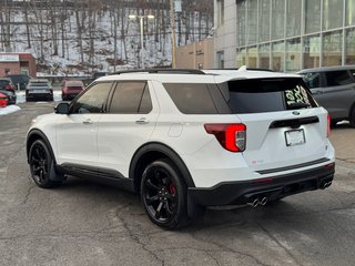 Ford Explorer ST Cuir Toit Panoramique 2022 à Terrebonne, Québec - 4 - w320h240px