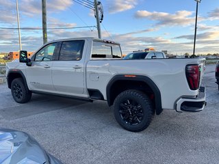 GMC Sierra 2500 HD AT4 2026 à Terrebonne, Québec - 2 - w320h240px