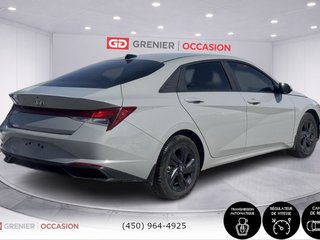 Hyundai Elantra Essential Bas Kilométrage 2022 à Terrebonne, Québec - 2 - w320h240px