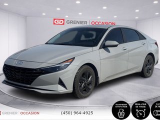 Hyundai Elantra Essential Bas Kilométrage 2022 à Terrebonne, Québec - 5 - w320h240px