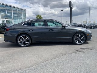 Hyundai Sonata Sport BAS KM GARANTIE JAMAIS ACCIDENTÉ TOIT CUIR 2022 à Boucherville, Québec - 5 - w320h240px