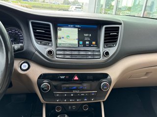 2017 Hyundai Tucson Luxury in Boucherville, Quebec - 5 - w320h240px