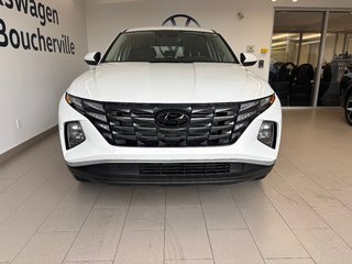 2023 Hyundai Tucson ESSENTIAL in Boucherville, Quebec - 6 - w320h240px