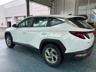 2023 Hyundai Tucson ESSENTIAL in Boucherville, Quebec - 3 - w320h240px