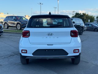 2021 Hyundai Venue Essential Régulateur de vitesse Bluetooth in Terrebonne, Quebec - 5 - w320h240px