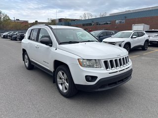 2011 Jeep Compass in Montreal, Quebec - 4 - w320h240px