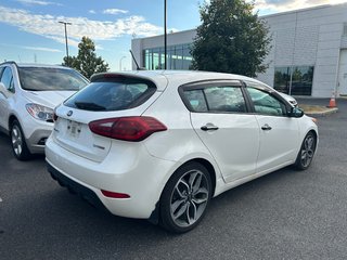 Kia Forte 5-Door SX 2016 à Boucherville, Québec - 3 - w320h240px