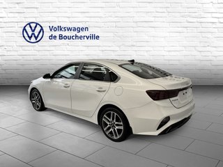 2022 Kia Forte EX+ in Boucherville, Quebec - 3 - w320h240px