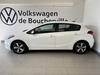 2018 Kia Forte5 LX+ in Boucherville, Quebec - 3 - w320h240px