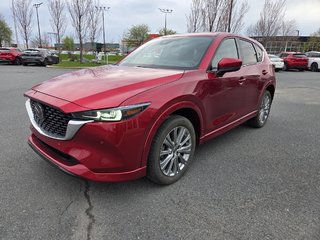 2022 Mazda CX-5 Signature, CUIR, TOIT, in Boucherville, Quebec - 5 - w320h240px