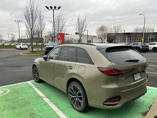 2025 Mazda CX-70 PHEV GT / PHEV / TOIT PANORAMIQUE in Boucherville, Quebec - 6 - w320h240px