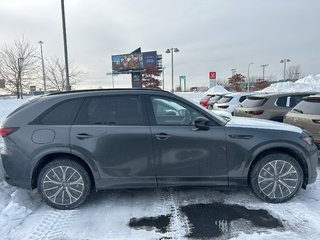 Mazda CX-70 Plug-In Hybrid GT 2025 à Boucherville, Québec - 2 - w320h240px