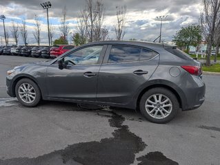 Mazda Mazda3 Sport GS AUTOMATIQUE TOIT OUVRANT BAS KM 2018 à Boucherville, Québec - 4 - w320h240px